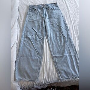 Levi’s Baggy Dad jeans